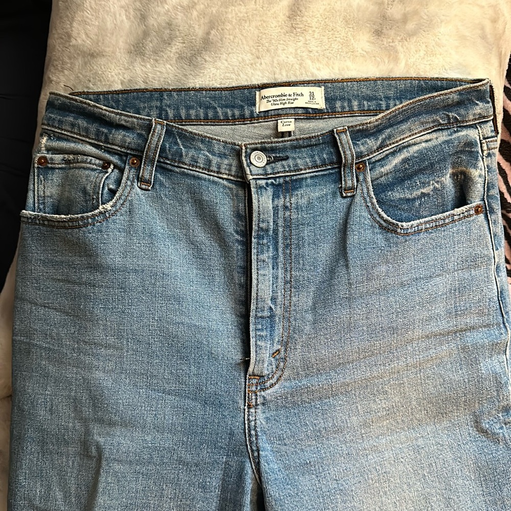 COPY - curve love Abercrombie & Fitch 90’s Slim Straight Ultra High Rise Jeans